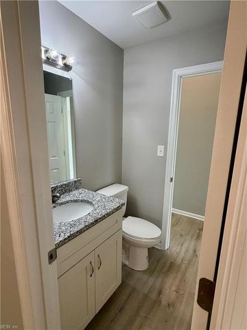 5744 Earnhardt St, Virginia Beach, VA 23464