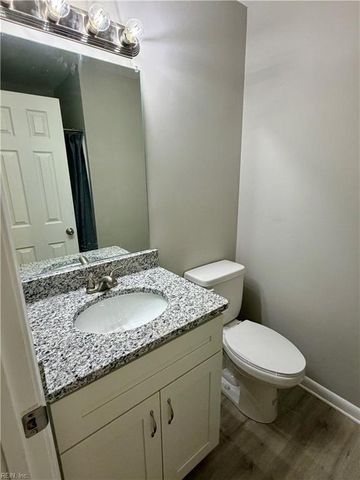 5744 Earnhardt St, Virginia Beach, VA 23464