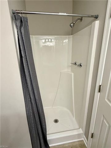 5744 Earnhardt St, Virginia Beach, VA 23464