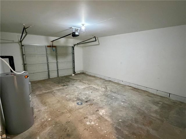 5744 Earnhardt St, Virginia Beach, VA 23464