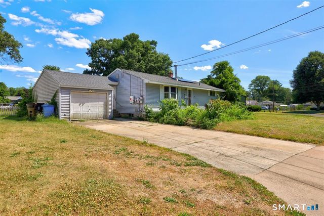 23 Magnolia Drive, Enfield, CT 06082
