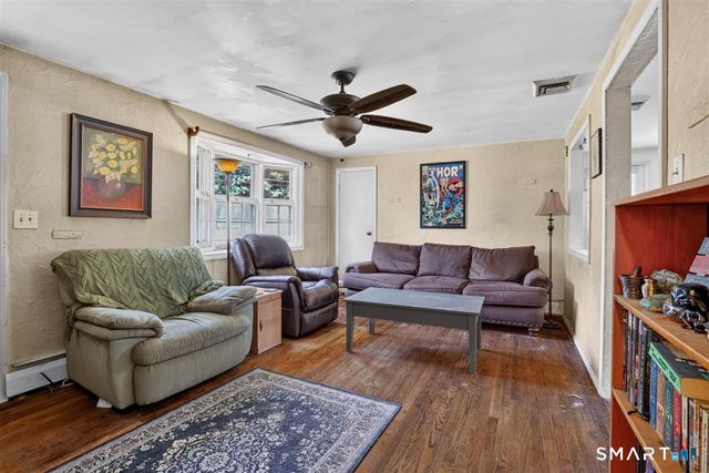 23 Magnolia Drive, Enfield, CT 06082