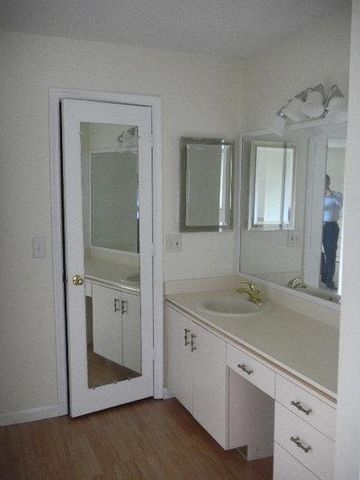1561 NW 20th Avenue 101, Delray Beach, FL 33445