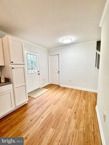 34 E 19TH ST, Front Royal, VA 22630
