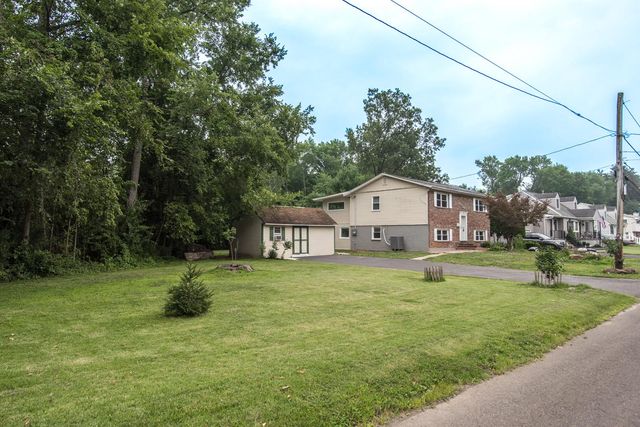 313 WYOMING AVE, Langhorne, PA 19047