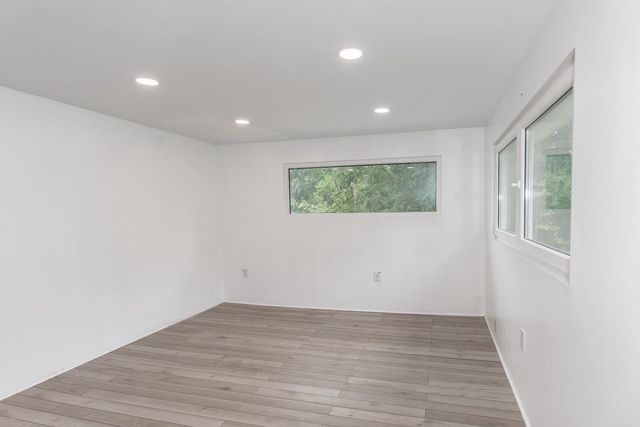 313 WYOMING AVE, Langhorne, PA 19047