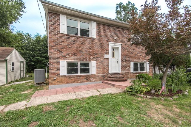 313 WYOMING AVE, Langhorne, PA 19047