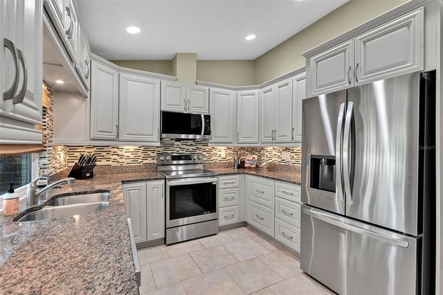 3406 AVENIDA MADERA B, Bradenton, FL 34210