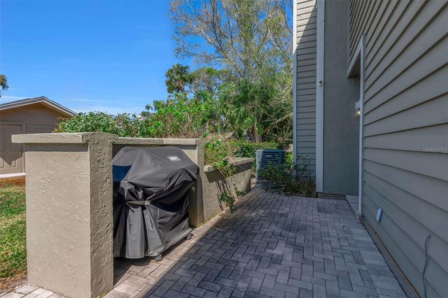 3406 AVENIDA MADERA B, Bradenton, FL 34210