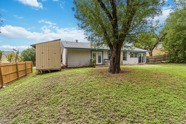 9703 BOONSBORO DR, San Antonio, TX 78245