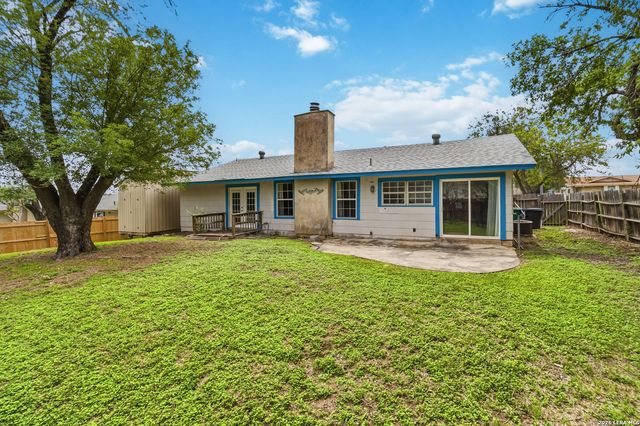 9703 BOONSBORO DR, San Antonio, TX 78245