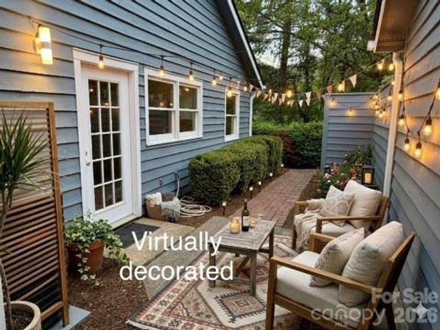 10 Laurel Place Drive, Asheville, NC 28803