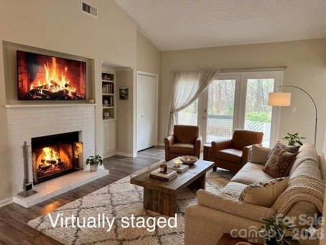 10 Laurel Place Drive, Asheville, NC 28803