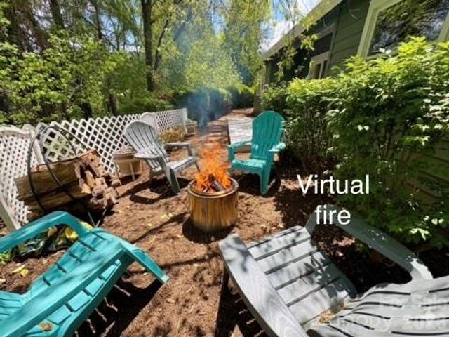10 Laurel Place Drive, Asheville, NC 28803
