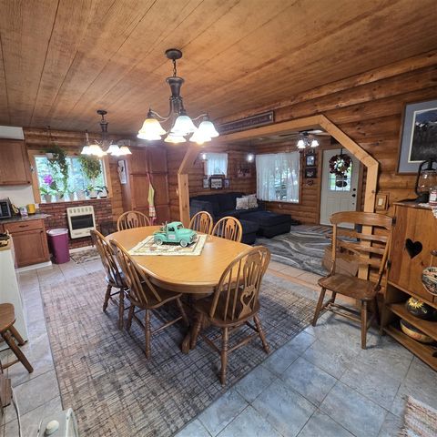4244 S Paybowme Trail, Shelby, MI 49455