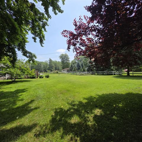 4244 S Paybowme Trail, Shelby, MI 49455