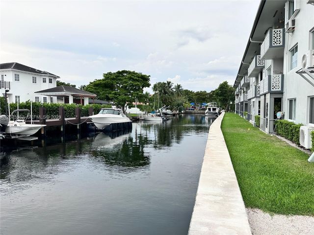 13105 Ixora Court 112, North Miami, FL 33181