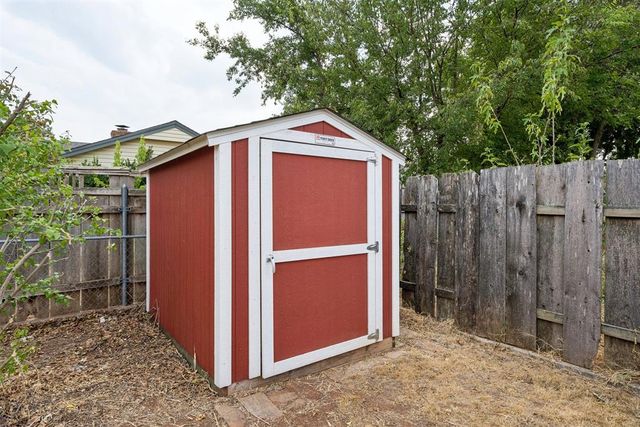 3620 N Ridgewood Drive, Midwest City, OK 73110