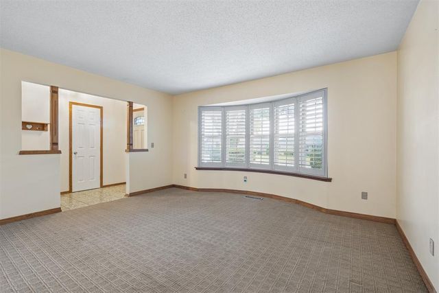 3620 N Ridgewood Drive, Midwest City, OK 73110