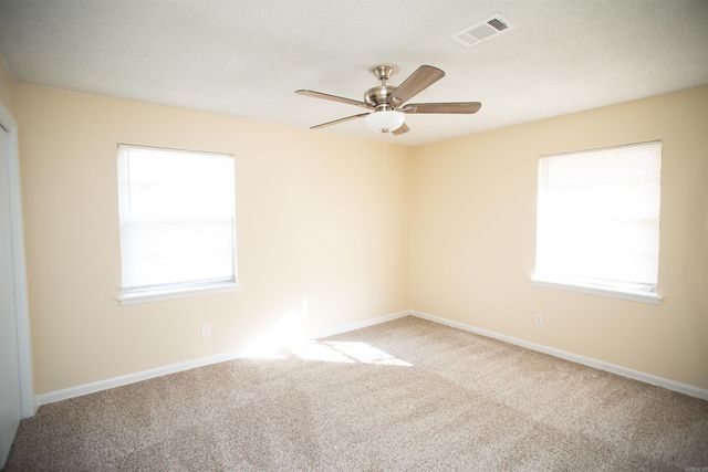 5601 Bliss Cir, Little Rock, AR 72209