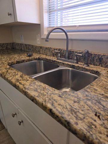 5601 Bliss Cir, Little Rock, AR 72209