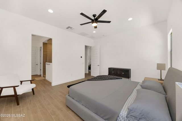 13477 N Mariposa Lily Drive, Oro Valley, AZ 85755