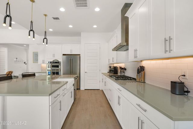 13477 N Mariposa Lily Drive, Oro Valley, AZ 85755