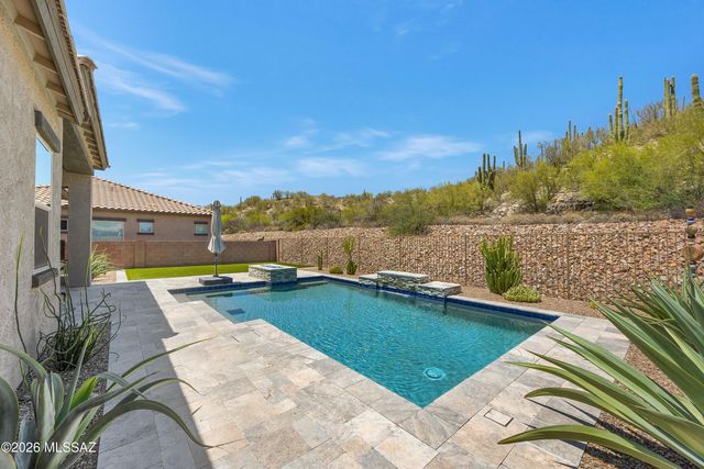 13477 N Mariposa Lily Drive, Oro Valley, AZ 85755