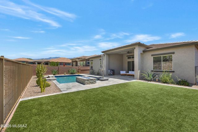 13477 N Mariposa Lily Drive, Oro Valley, AZ 85755