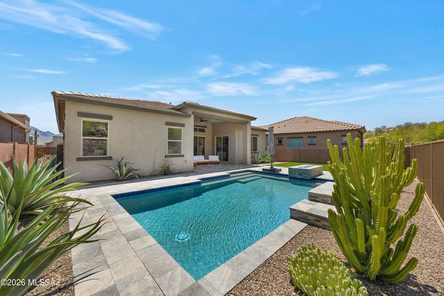 13477 N Mariposa Lily Drive, Oro Valley, AZ 85755