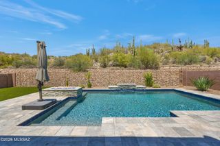 13477 N Mariposa Lily Drive, Oro Valley, AZ 85755