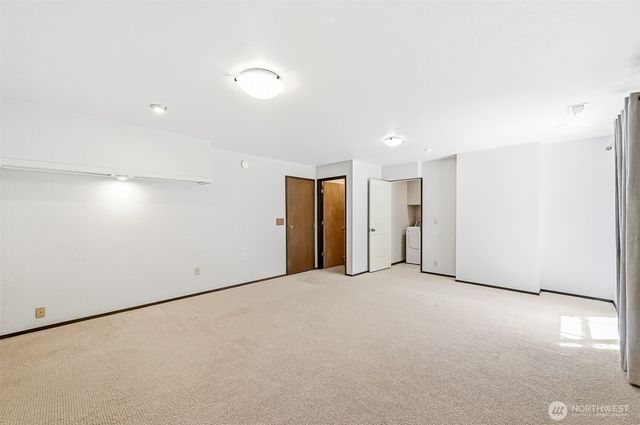 32105 2nd Avenue SW, Federal Way, WA 98023