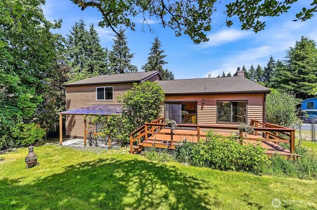 32105 2nd Avenue SW, Federal Way, WA 98023