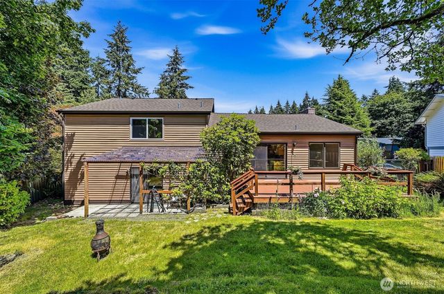 32105 2nd Avenue SW, Federal Way, WA 98023