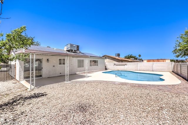 1009 Greenbank Street, Las Vegas, NV 89110