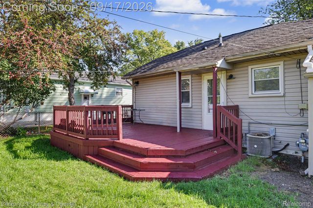 18439 Norborne, Redford Charter Township, MI 48240