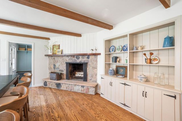 257 Suburban DRIVE, Fox Point, WI 53217