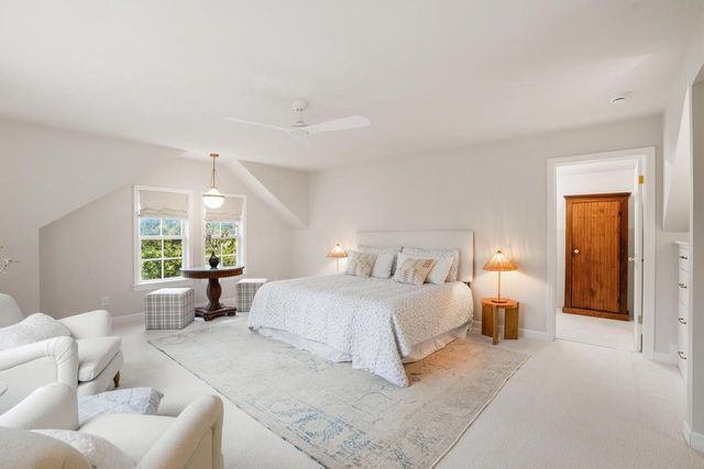 257 Suburban DRIVE, Fox Point, WI 53217