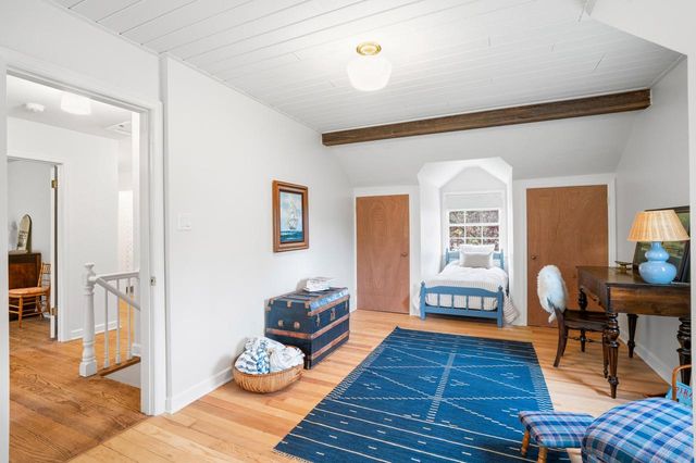 257 Suburban DRIVE, Fox Point, WI 53217