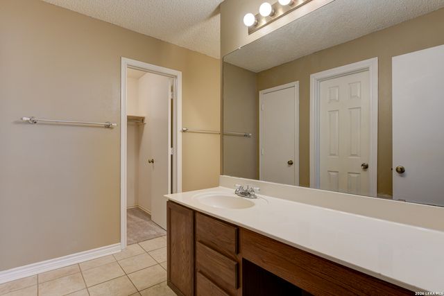 7427 Northallerton, Converse, TX 78109