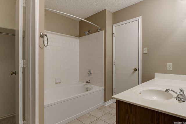 7427 Northallerton, Converse, TX 78109