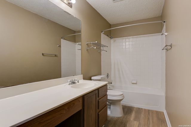 7427 Northallerton, Converse, TX 78109