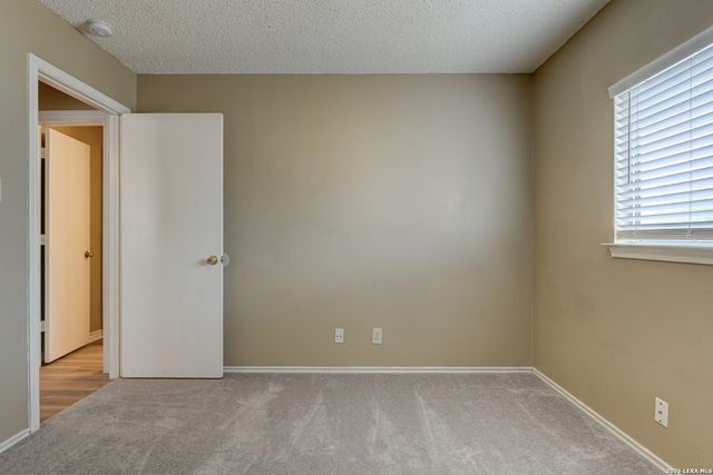 7427 Northallerton, Converse, TX 78109