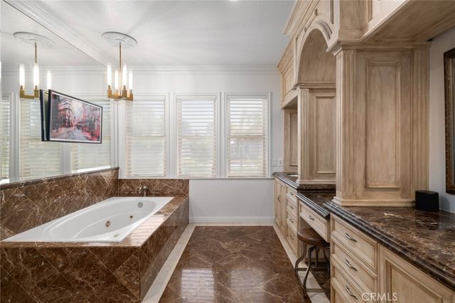 12380 Marlow Avenue, Tustin, CA 92782