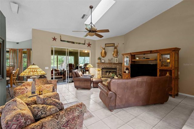 4457 CR 542H, Bushnell, FL 33513