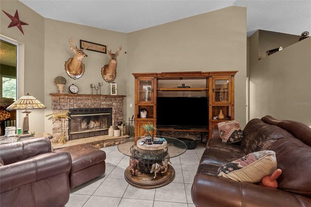 4457 CR 542H, Bushnell, FL 33513
