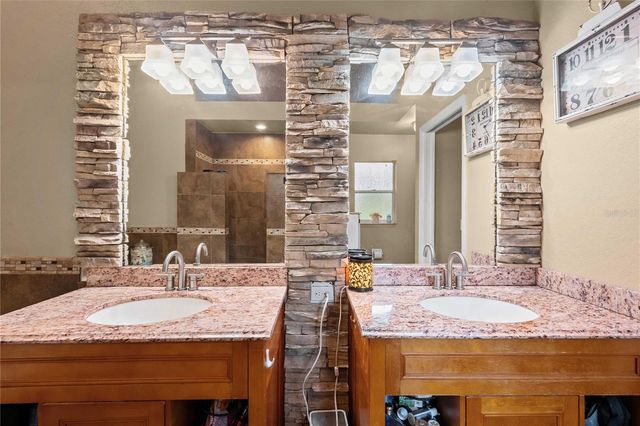 4457 CR 542H, Bushnell, FL 33513