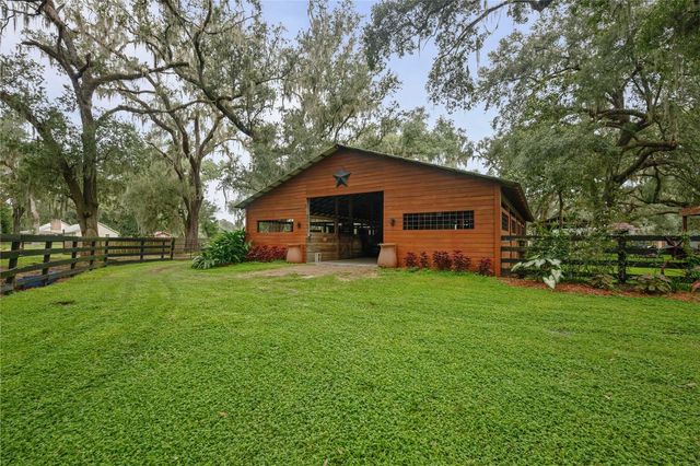 4457 CR 542H, Bushnell, FL 33513