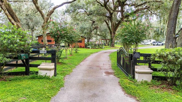 4457 CR 542H, Bushnell, FL 33513