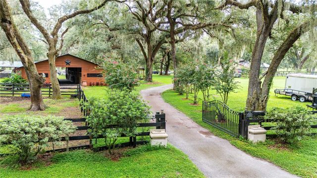 4457 CR 542H, Bushnell, FL 33513